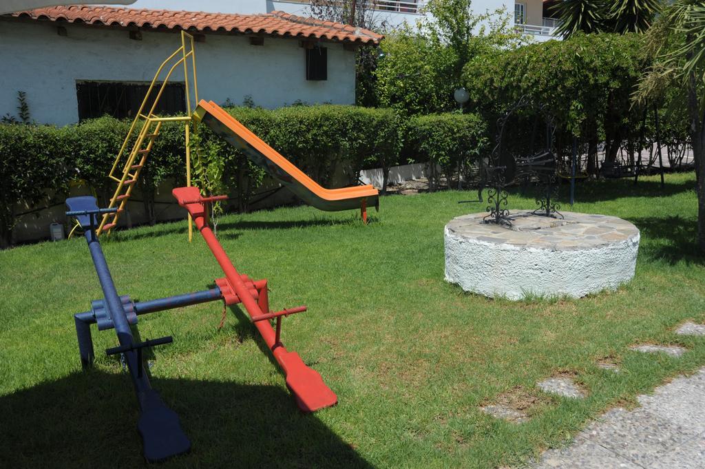 Iliahtida Apartments Roviész Kültér fotó
