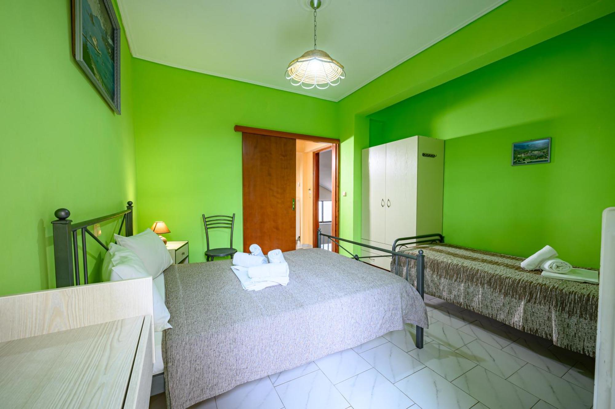Iliahtida Apartments Roviész Kültér fotó