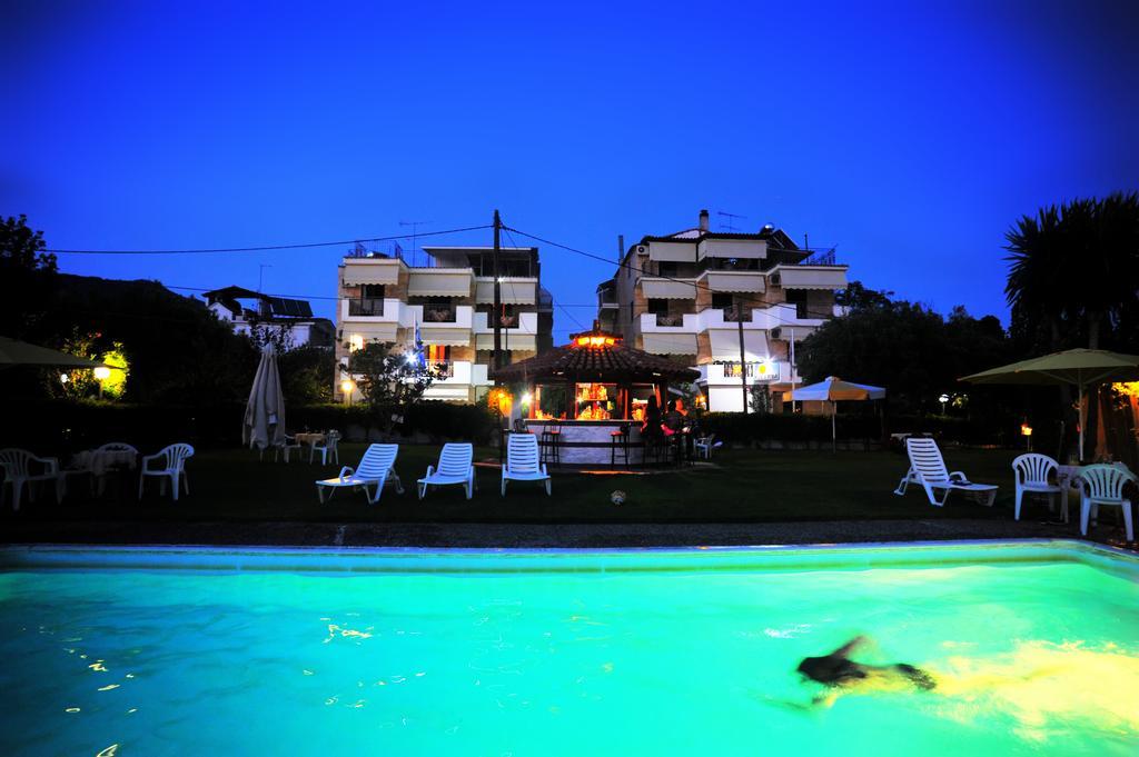 Iliahtida Apartments Roviész Kültér fotó